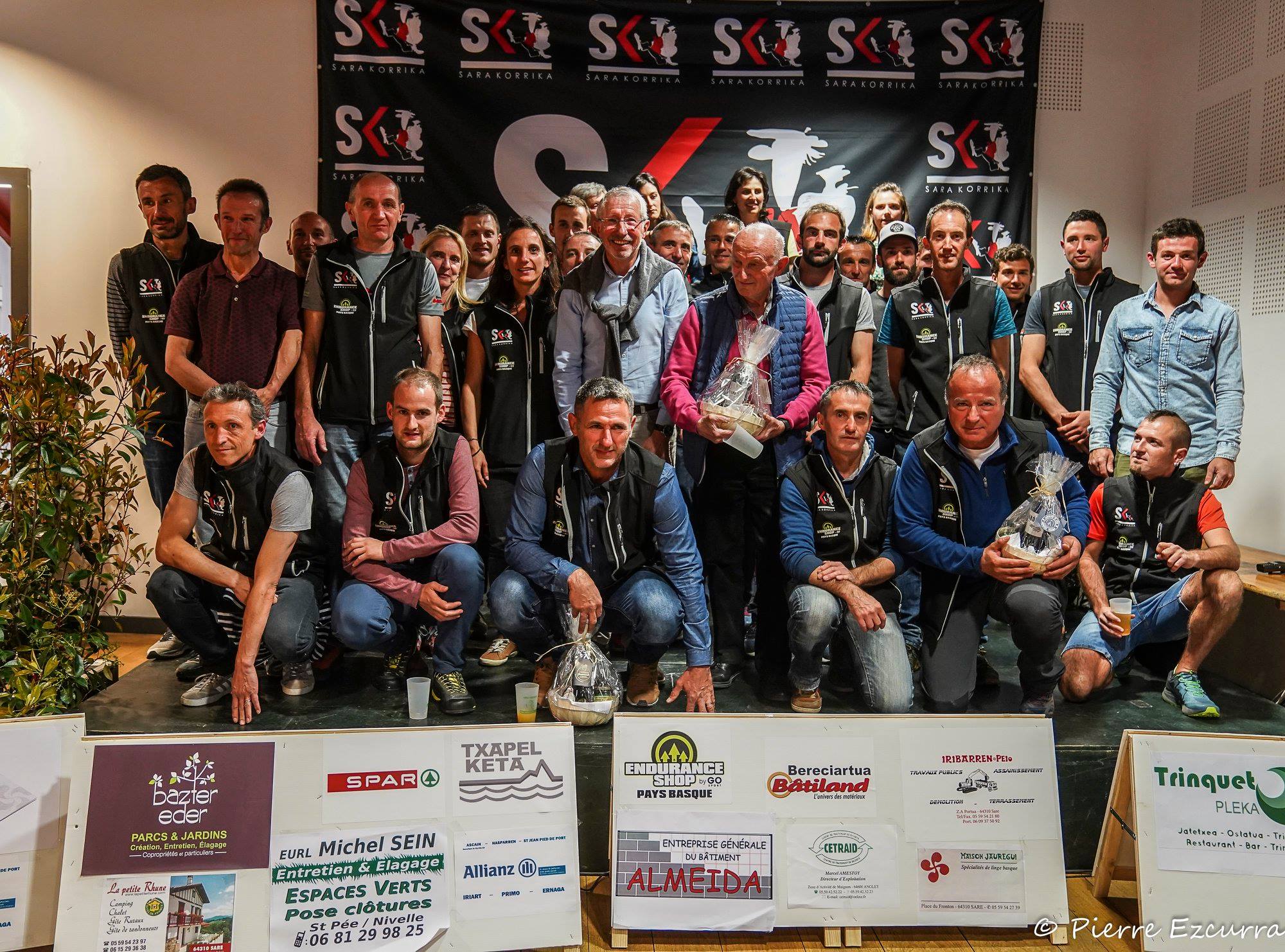 Coureurs sur les sentiers de la Rhune